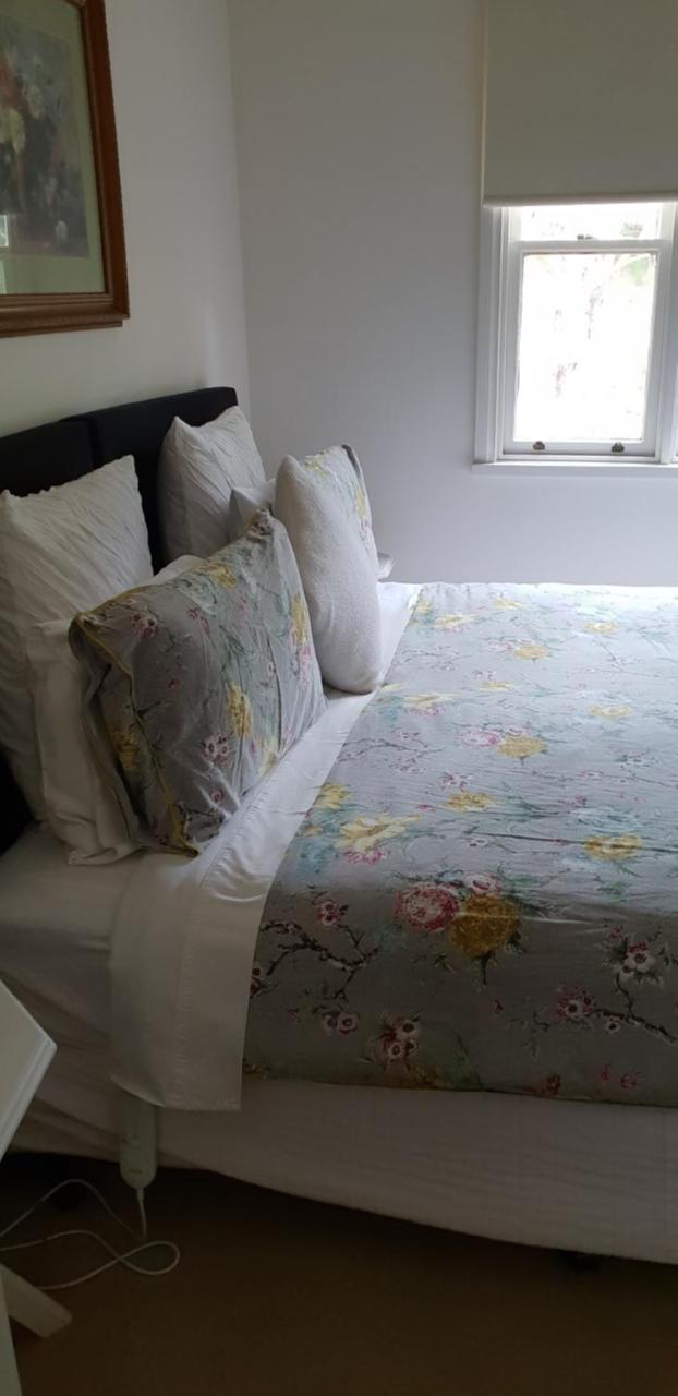 Astley Cottage 데일스포드 외부 사진